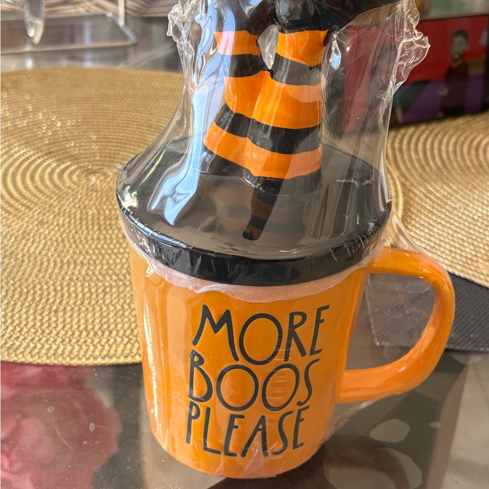 Spooky Orange Mug with Witch Hat Lid